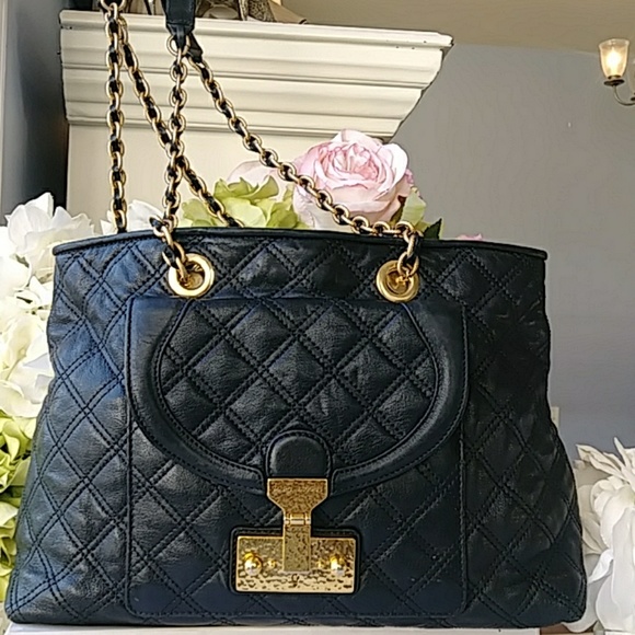 Marc Jacobs Handbags - Marc Jacobs Lambskin Quilted Astor Handbag